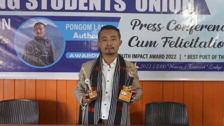 Pongom Lam during the felicitation ceremony cum press conference organised by Thang Students’ Union on October 21. (Morung Photo)